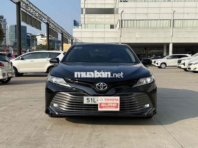 Toyota Camry 2021 2.0G - chỉ 812 Triệu - Tại Hãng