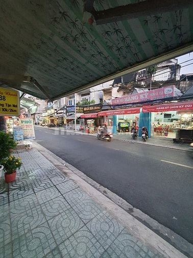 Bán gấp nhà Hòa Hưng Quận 10, 37m2, 4 tầng 4PN, chỉ 3 tỷ hơn