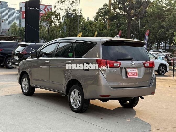 Toyota Innova 2020 E 2.0 MT - Số Sàn- Xe Tại Hãng