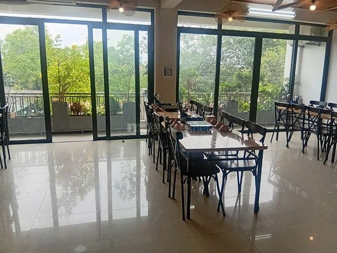Văn phòng, kho Xuân Đỉnh 140m2 thang máy giá 13tr/th