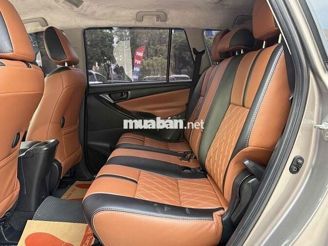 Toyota Innova 2020 E 2.0 MT - Số Sàn- Xe Tại Hãng