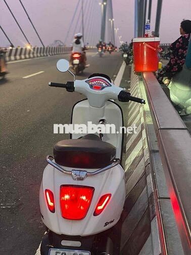 Cần bán lại xe vespa Sprint 125cc ( có giảm).