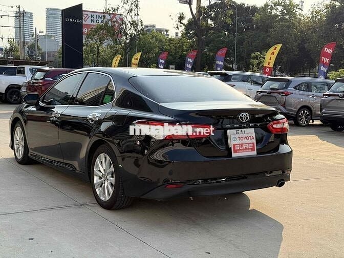 Toyota Camry 2021 2.0G - chỉ 812 Triệu - Tại Hãng