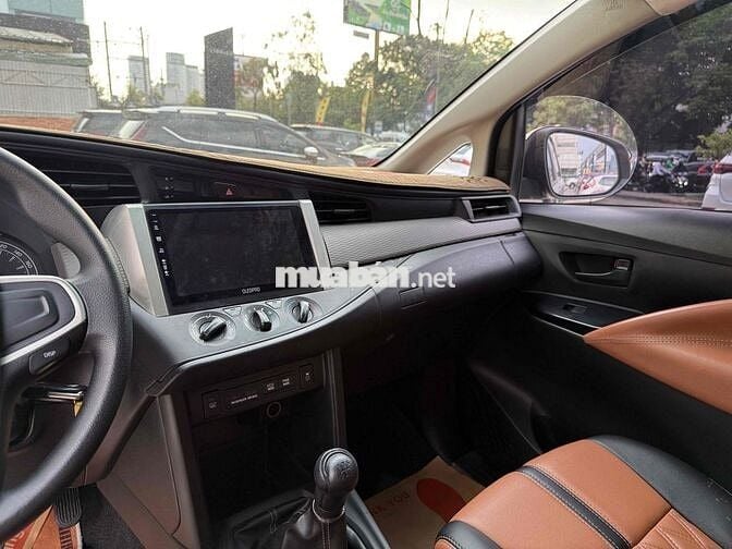 Toyota Innova 2020 E 2.0 MT - Số Sàn- Xe Tại Hãng
