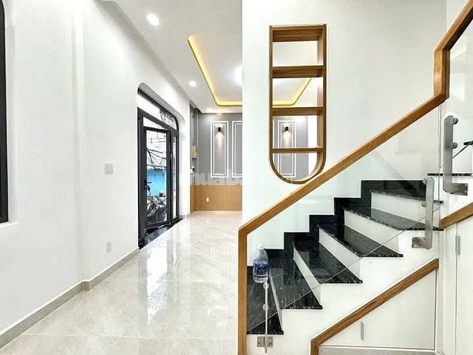 Chủ về quê gấp cần bán nhà Nguyễn Cừ, Thảo Điền, Quận 2. Giá 2,87 tỷ