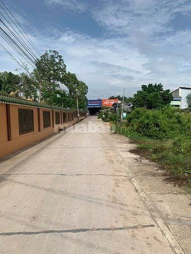Bán đất 108m2 , hẻm Hùng Vương, Phú Đông