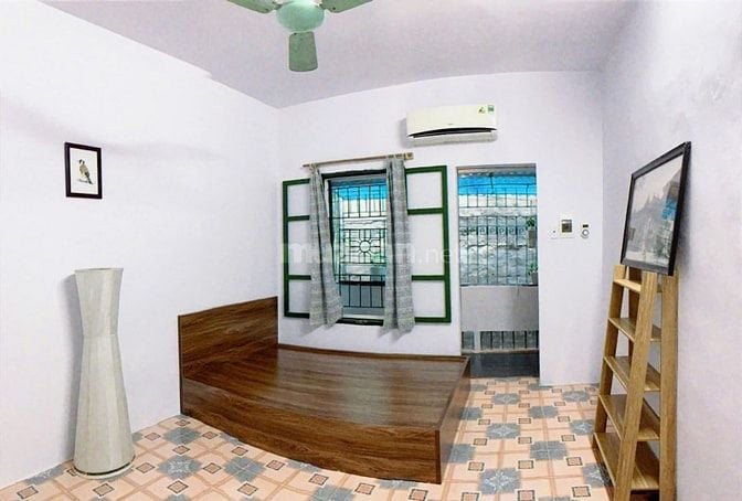Cho thuê căn hộ 50m2, 2PN, Trần Quốc Toản, Q Hoàn Kiếm