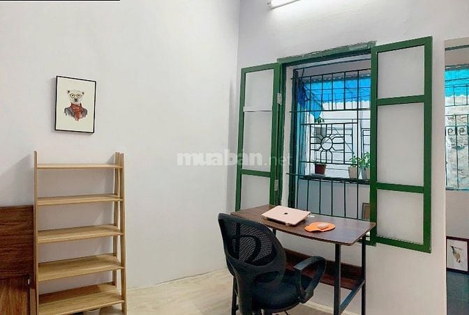 Cho thuê căn hộ 50m2, 2PN, Trần Quốc Toản, Q Hoàn Kiếm