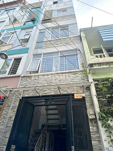Cho thuê nhà làm văn phòng + kinh doanh + để ở - Ngay Học Viện HCQG 