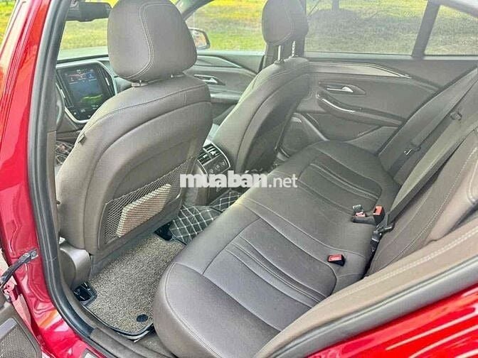 VinFast Lux A2.0 2021 Plus 2.0 AT - 50000 km