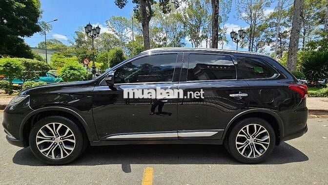 Mitsubishi Outlander 2019 2.0 CVT - 68000 km