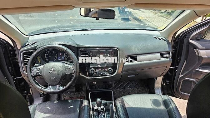 Mitsubishi Outlander 2019 2.0 CVT - 68000 km