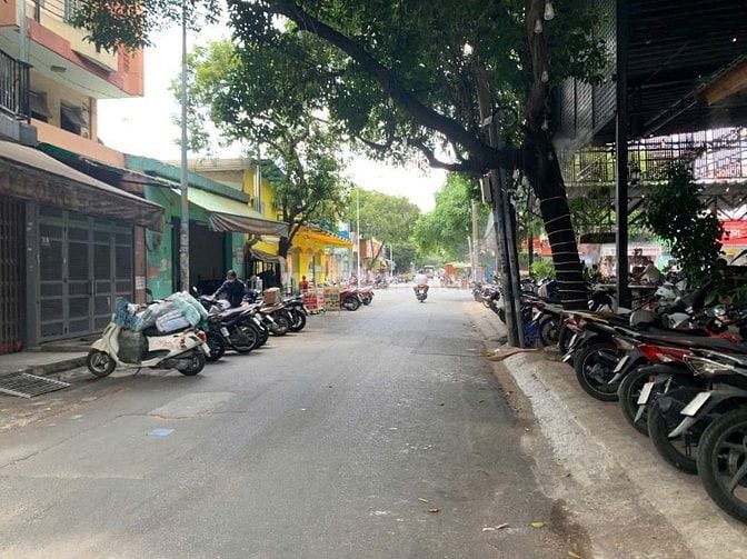 Bán nhà 2A Nguyễn Văn Ngọc, P. Tân Thành, Q. Tân Phú
