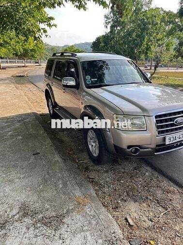 Ford Everest 2008 - 300 km