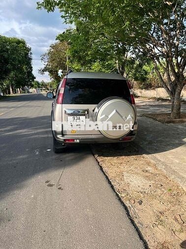 Ford Everest 2008 - 300 km