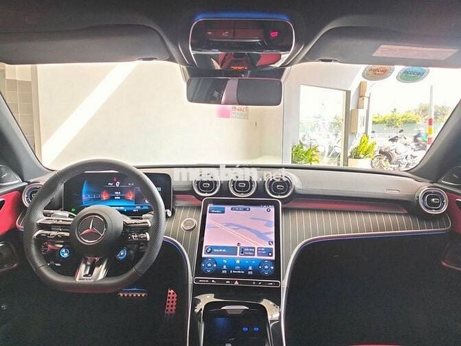 Mercedes Benz C Class 2023 C43 AMG - 2500 km