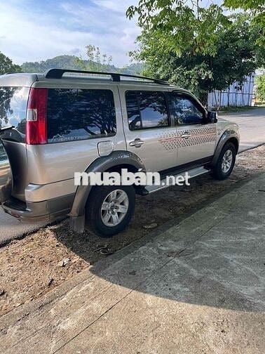 Ford Everest 2008 - 300 km