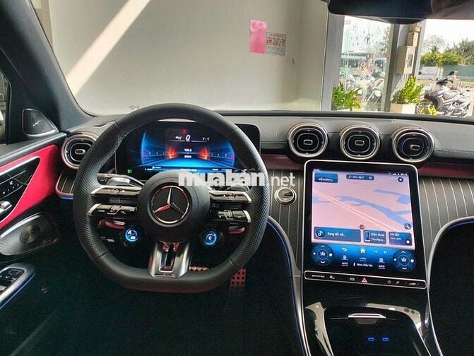 Mercedes Benz C Class 2023 C43 AMG - 2500 km
