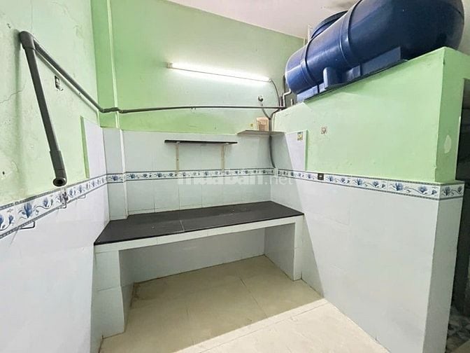 NGUYÊN CĂN QUỐC LỘ 50 ,BÌNH HƯNG BÌNH CHÁNH GẦN NHÀ HÀNG HƯƠNG QUÊ 2PN