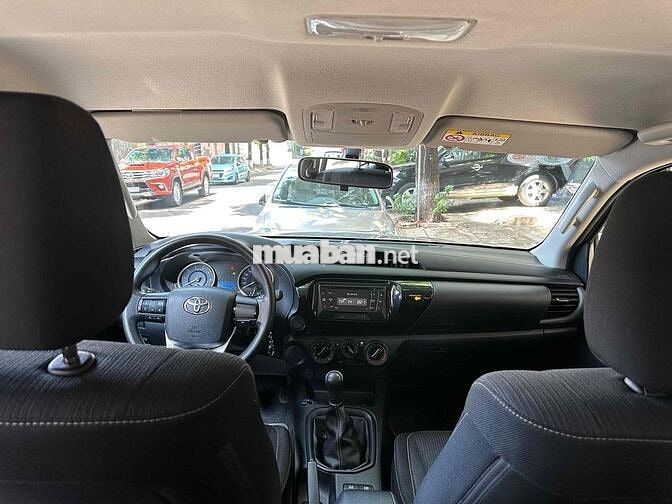 TOYOTA HILUX E MT SX 2016 NHẬP KHẨU