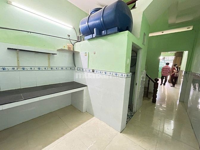 NGUYÊN CĂN QUỐC LỘ 50 ,BÌNH HƯNG BÌNH CHÁNH GẦN NHÀ HÀNG HƯƠNG QUÊ 2PN