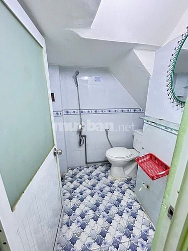 NGUYÊN CĂN QUỐC LỘ 50 ,BÌNH HƯNG BÌNH CHÁNH GẦN NHÀ HÀNG HƯƠNG QUÊ 2PN