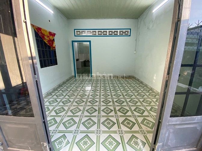 GẤP GẤP GẤP! Bán nhà Đ.Nguyễn Thị Lắng, Củ Chi 100m2 SHR. Giá 680tr