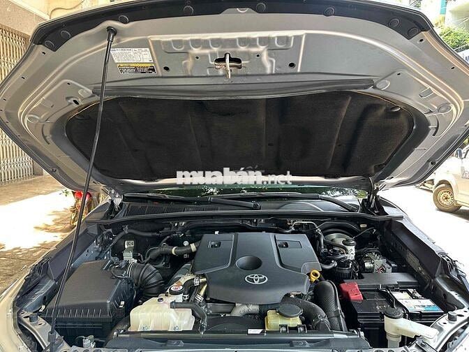 TOYOTA HILUX E MT SX 2016 NHẬP KHẨU