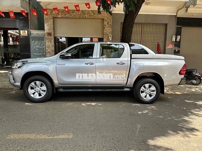 TOYOTA HILUX E MT SX 2016 NHẬP KHẨU