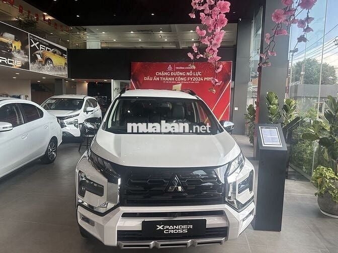 Bán xe Mitsubishi Xpander Cross 2025 Giá Ưu Đãi