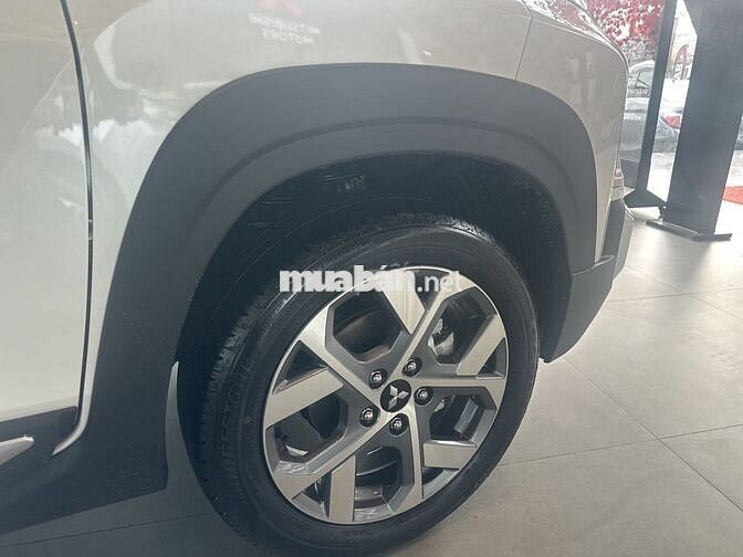 Bán xe Mitsubishi Xpander Cross 2025 Giá Ưu Đãi