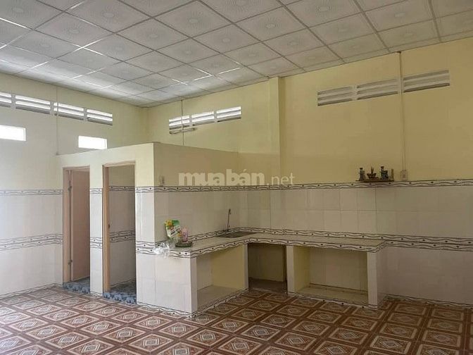 Bán gấp nhà 200m2 SHR ở ngay MT Gia Tân, Gia Lộc, Trảng Bàng chỉ 650tr
