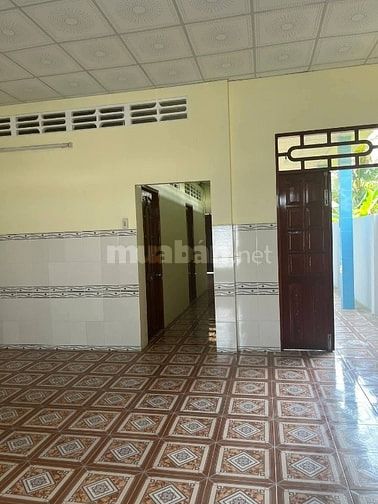 Bán gấp nhà 200m2 SHR ở ngay MT Gia Tân, Gia Lộc, Trảng Bàng chỉ 650tr