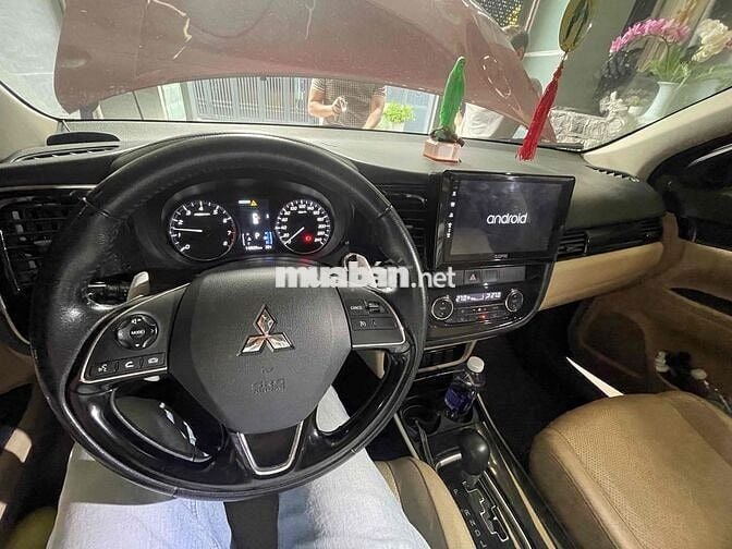 bán Outlander 2018 2 cầu full 90 ngàn
