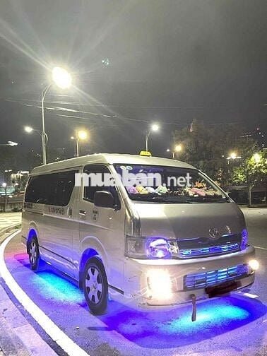 Toyota Hiace 2006 - 16 km