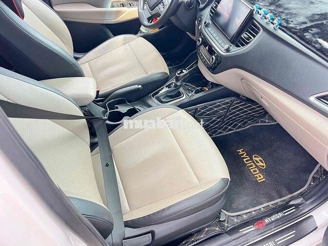 Hyundai Accent ATH sx 2022