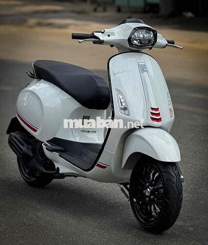 Vespa Sprint 125 2024 odo 2000km Chính chủ