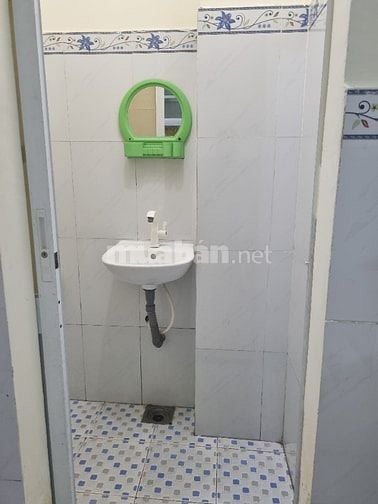 Chính chủ cho thuê nguyên căn ngay trung tâm q12 