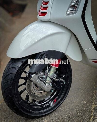 Vespa Sprint 125 2024 odo 2000km Chính chủ