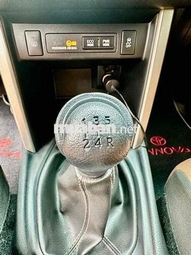 Toyota Innova 2020 2.0E - 83000 km
