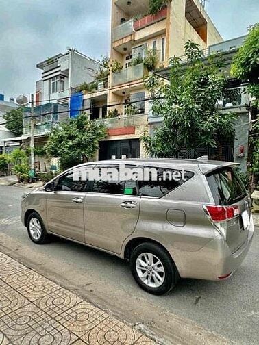 Toyota Innova 2020 2.0E - 83000 km