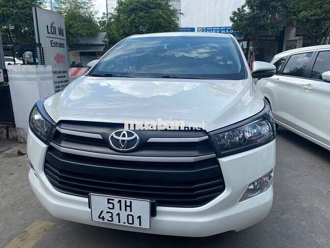 Toyota Innova 2019 số tự động, bảo hành 1 năm
