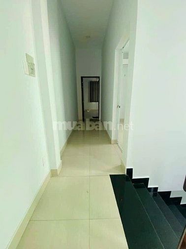 KẸT TIỀN BÁN GẤP 178m2 MẶT TIỀN QUỐC LỘ 50