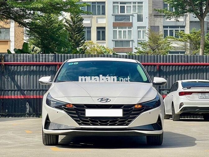 Elantra 2023 2.0 AT Cao cấp 22000km xe đẹp như mới