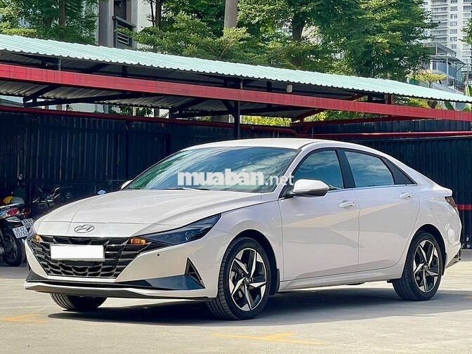Elantra 2023 2.0 AT Cao cấp 22000km xe đẹp như mới