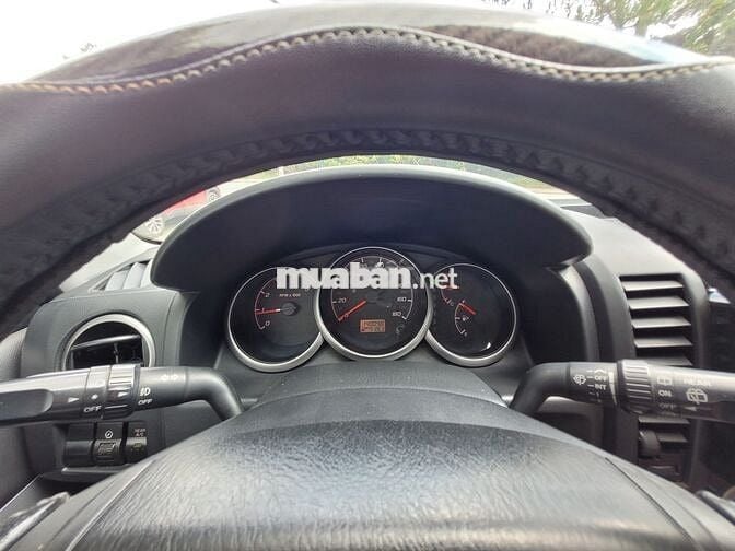 Ford Everest 2014 2.5L 4x2 AT - Trắng - máy dầu