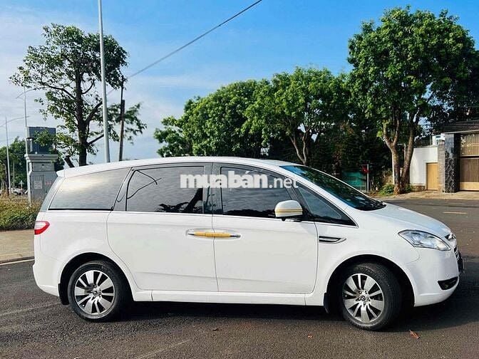 Luxgen M7 sx 2013 Mobihome 2 cữa lùa điện siêu vip