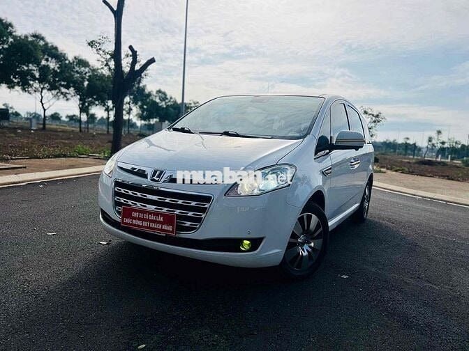 Luxgen M7 sx 2013 Mobihome 2 cữa lùa điện siêu vip