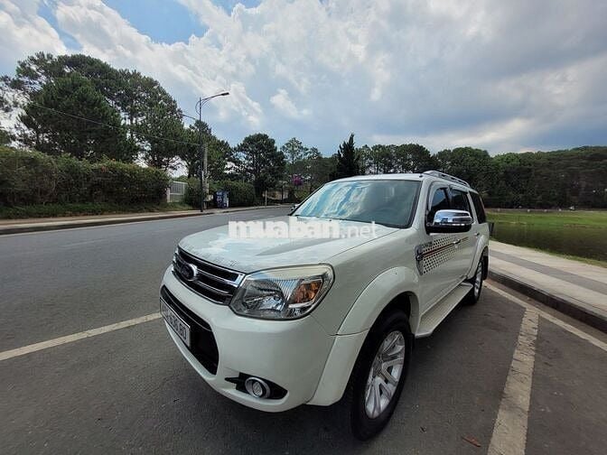 Ford Everest 2014 2.5L 4x2 AT - Trắng - máy dầu