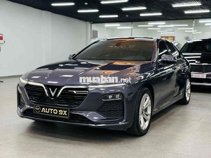 VinFast Lux A2.0AT Base 2020 siêu đẹp